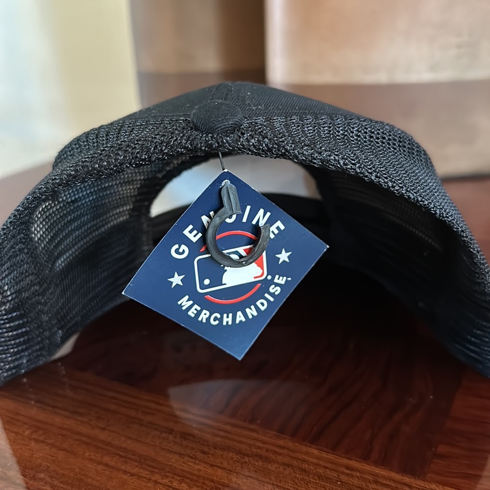 Fan Favorite *NWT* Men’s MLB Los Angeles Dodgers Baseball Trucker Hat - Picture 3 of 6